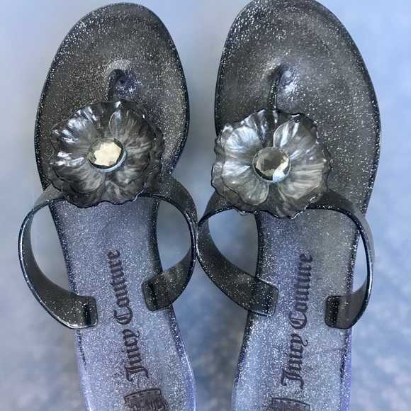 Juicy Couture Size 9 Flip Flops - Picture 3 of 3